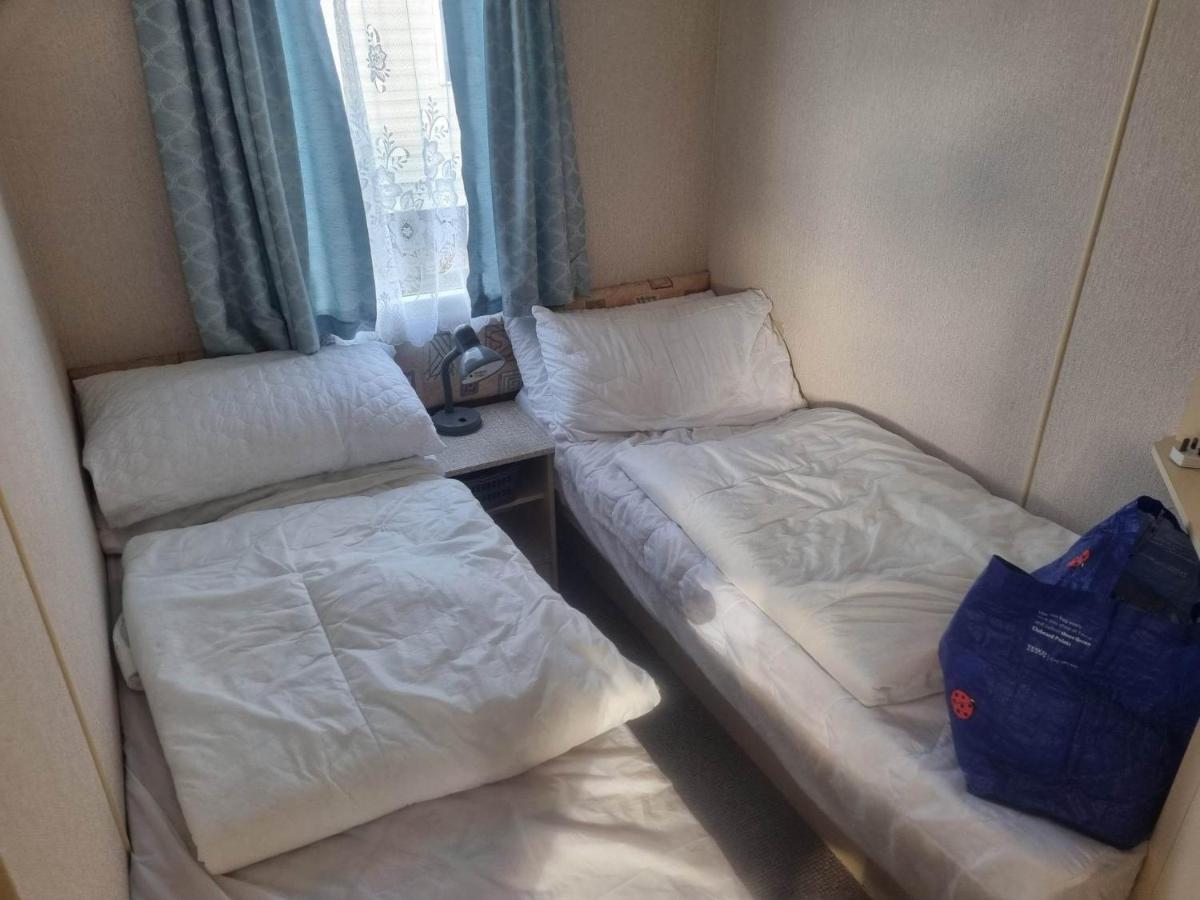 Tm8 6 Berth 2 Bedroom Caravan P Chapel Saint Leonards Exterior photo